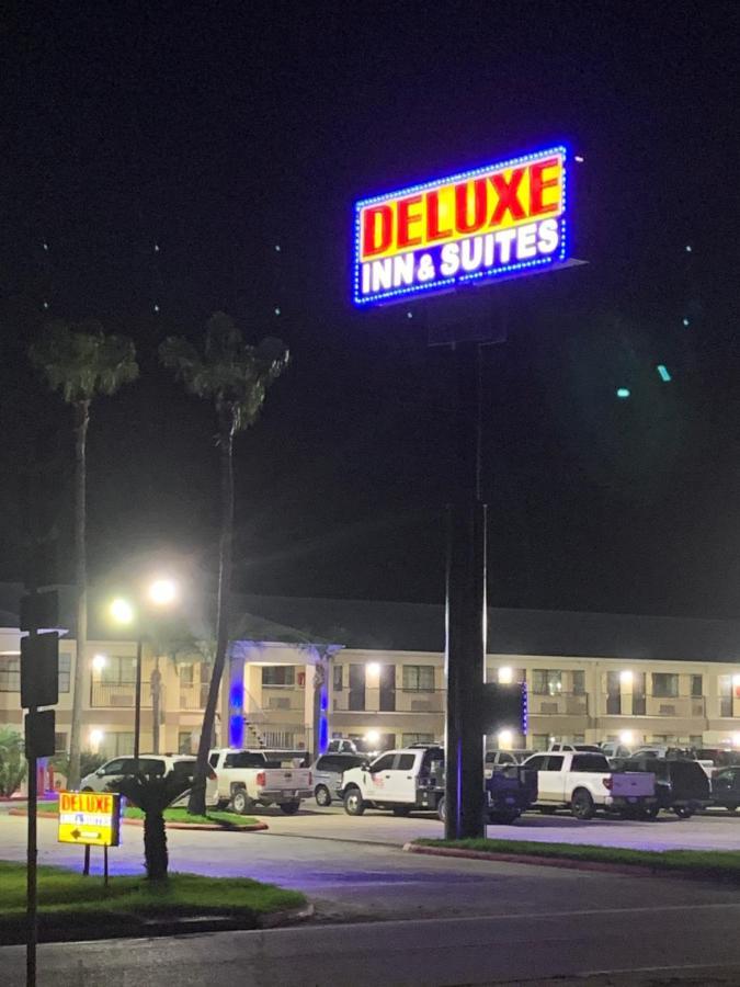 Deluxe Inn And Suites Raymondville Ngoại thất bức ảnh